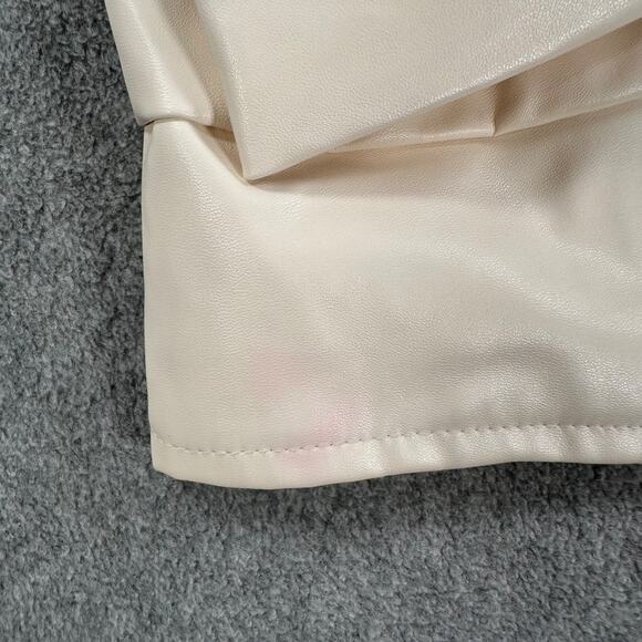 Day + Moon Bow Tube Top Size Large Cream Faux Leather Cropped Smocked Strapless - Picture 2 of 6